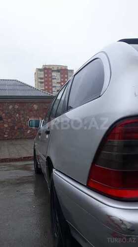 Mercedes C 220 2000, 39,500 km - 2.2 l - Bakı