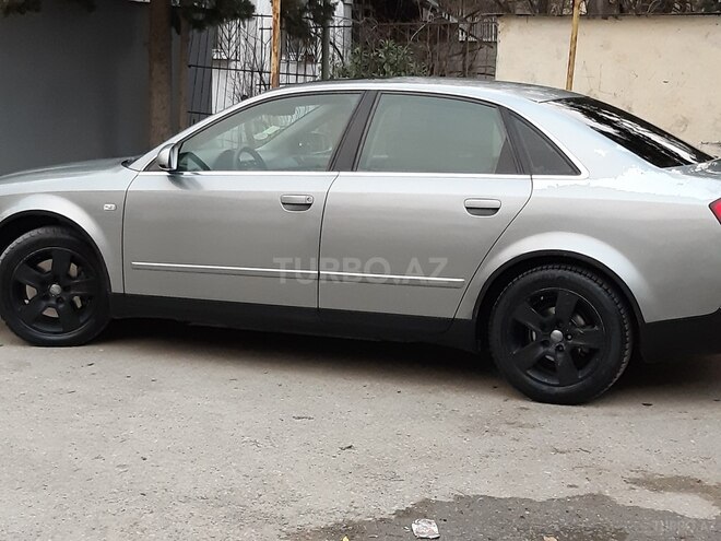 Audi A4 2002, 285,000 km - 2.4 l - Bakı
