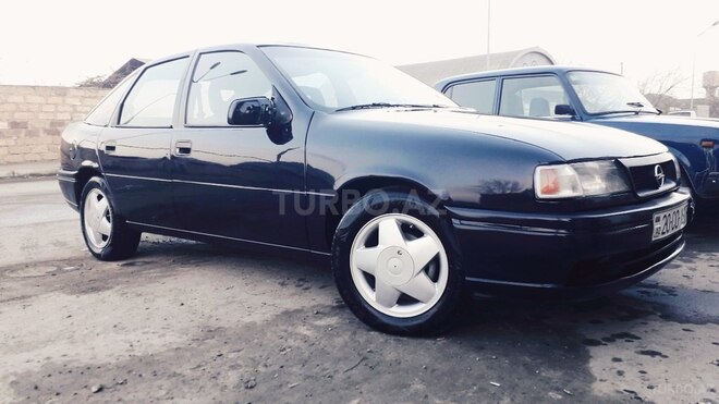 Opel Vectra 1994, 358,000 km - 2.0 л - Gəncə