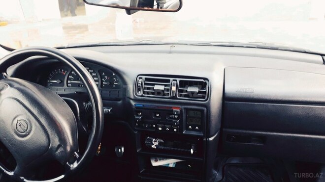 Opel Vectra 1994, 358,000 km - 2.0 л - Gəncə