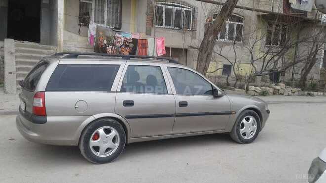 Opel Vectra 1999, 292,000 km - 1.6 l - Bakı