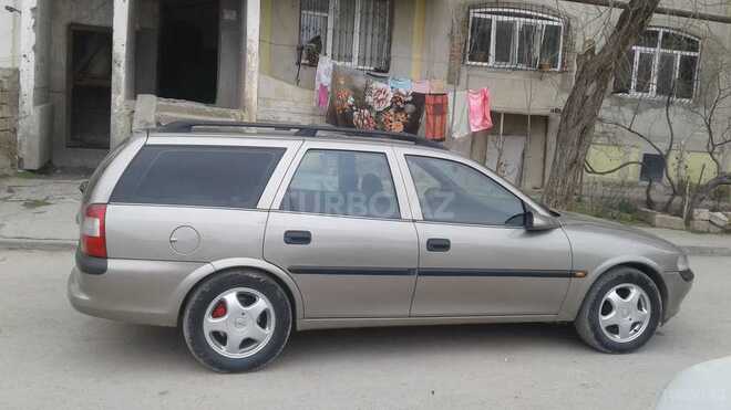 Opel Vectra 1999, 292,000 km - 1.6 l - Bakı