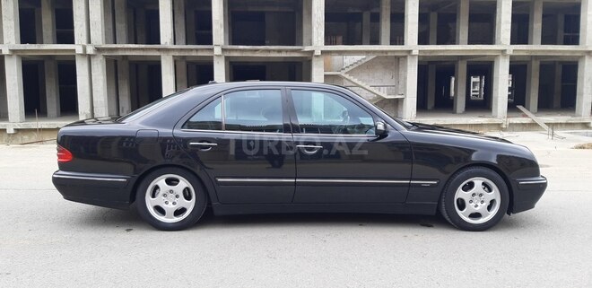 Mercedes E 240 2000, 315,000 km - 2.4 l - Bakı