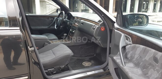 Mercedes E 240 2000, 315,000 km - 2.4 l - Bakı