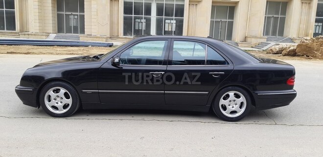 Mercedes E 240 2000, 315,000 km - 2.4 l - Bakı