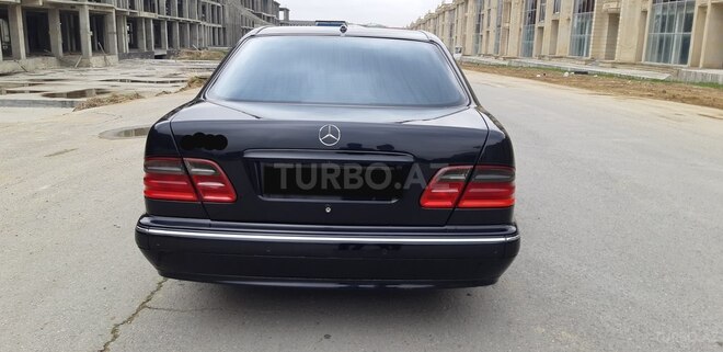 Mercedes E 240 2000, 315,000 km - 2.4 l - Bakı