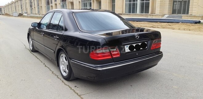 Mercedes E 240 2000, 315,000 km - 2.4 l - Bakı