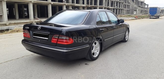 Mercedes E 240 2000, 315,000 km - 2.4 l - Bakı