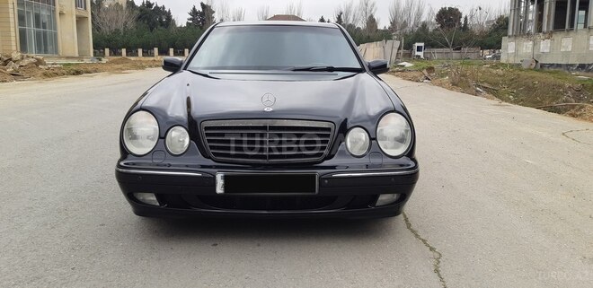 Mercedes E 240 2000, 315,000 km - 2.4 l - Bakı