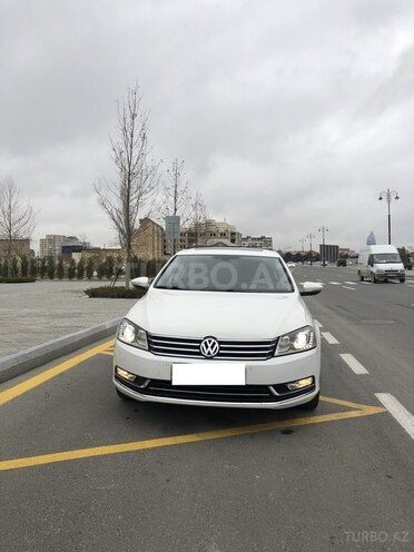 Volkswagen Passat 2012, 124,996 km - 1.8 l - Bakı