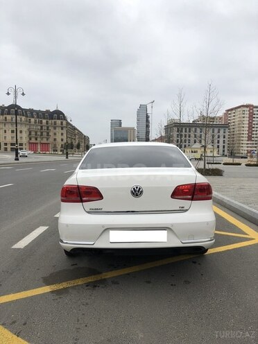Volkswagen Passat 2012, 124,996 km - 1.8 l - Bakı