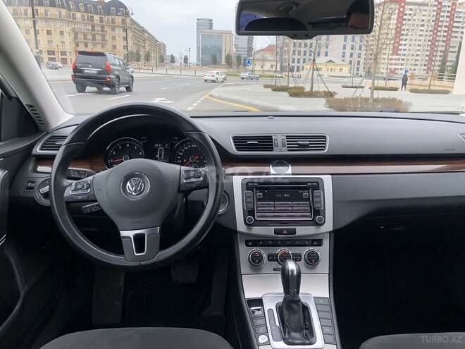 Volkswagen Passat 2012, 124,996 km - 1.8 l - Bakı