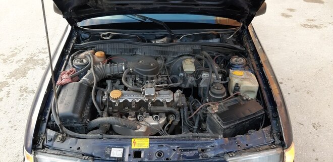 Opel Vectra 1995, 411,000 km - 1.8 l - Bakı