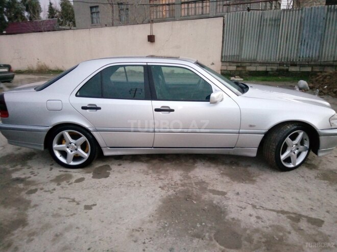 Mercedes C 230 1998, 208,600 km - 2.3 l - Sumqayıt