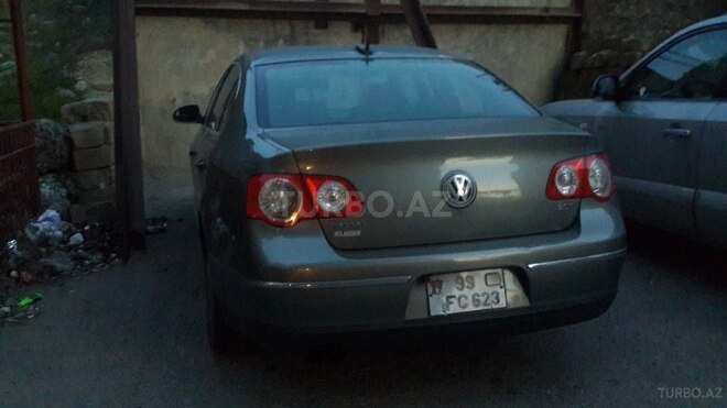 Volkswagen Passat 2006, 218,000 km - 2.0 l - Bakı