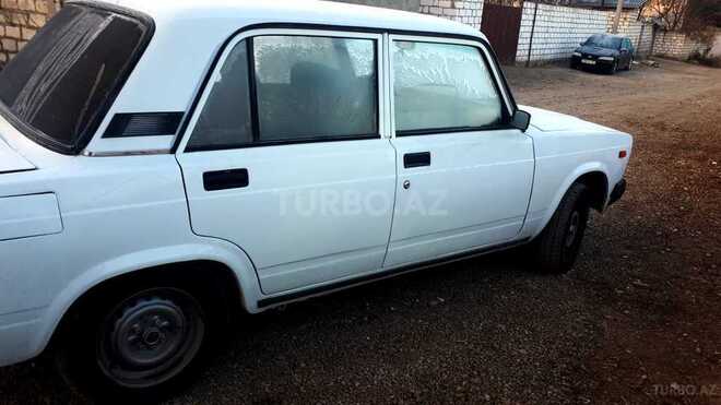 LADA (VAZ) 2107 2006, 72,000 km - 1.6 л - Qazax