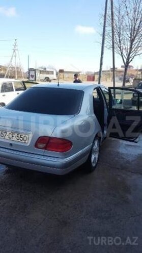 Mercedes E 240 1998, 247,959 km - 2.4 l - Şəmkir