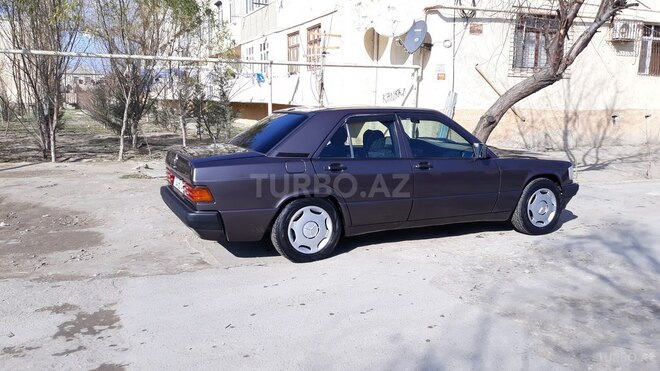 Mercedes 190 1993, 240,000 km - 2.0 l - Sumqayıt