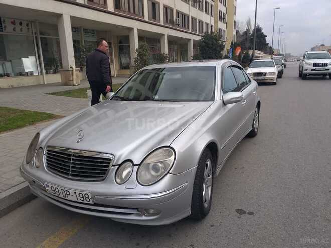 Mercedes E 270 2003, 365,100 km - 2.7 l - Ağstafa