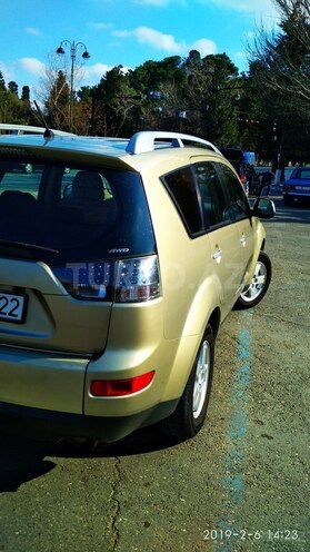 Mitsubishi Outlander 2007, 268,444 km - 2.4 l - Sumqayıt