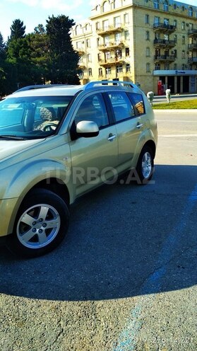 Mitsubishi Outlander 2007, 268,444 km - 2.4 l - Sumqayıt