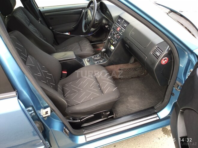 Mercedes C 230 1998, 235,380 km - 2.3 l - Bakı