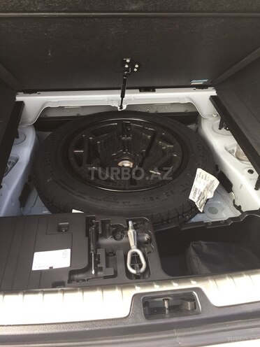 BMW X6 2011, 37,000 km - 4.4 л - Bakı