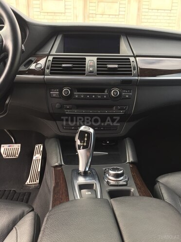 BMW X6 2011, 37,000 km - 4.4 л - Bakı