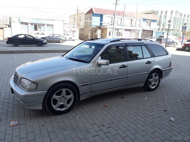 Mercedes C 240 2000, 176,100 km - 2.4 l - Bakı