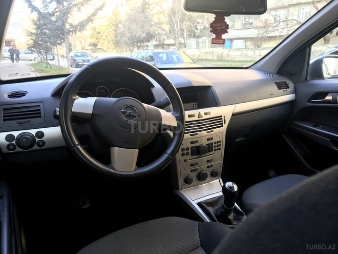 Opel Astra 2007, 216,000 km - 1.7 l - Bakı