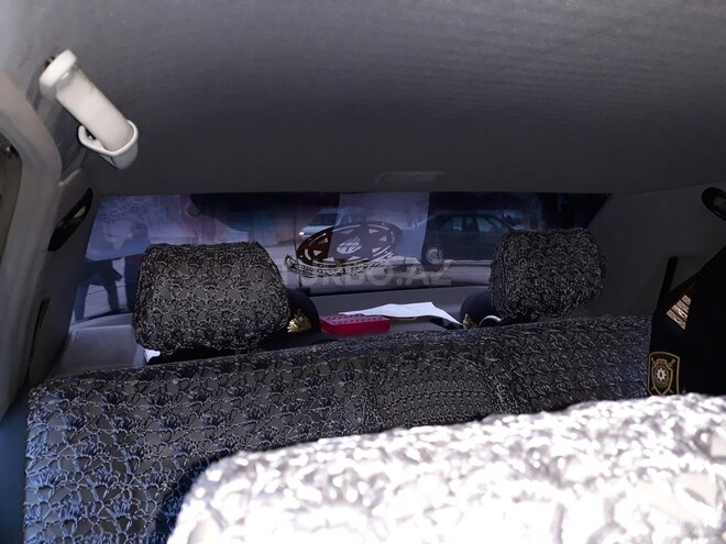 Mercedes E 200 1991, 260,000 km - 2.0 l - Bakı