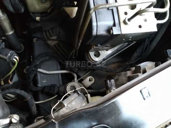 Mercedes C 220 2000, 235,268 km - 2.2 l - Bakı