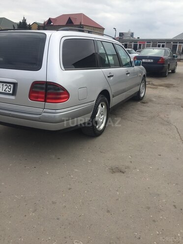 Mercedes E 240 1999, 216,916 km - 2.4 л - Bakı