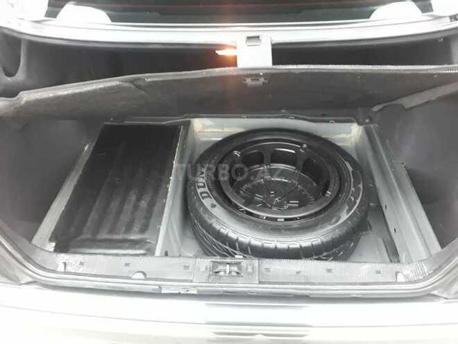 Mercedes E 240 2000, 200,000 km - 2.6 l - Gəncə