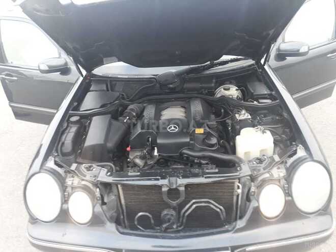 Mercedes E 240 2000, 200,000 km - 2.6 l - Gəncə