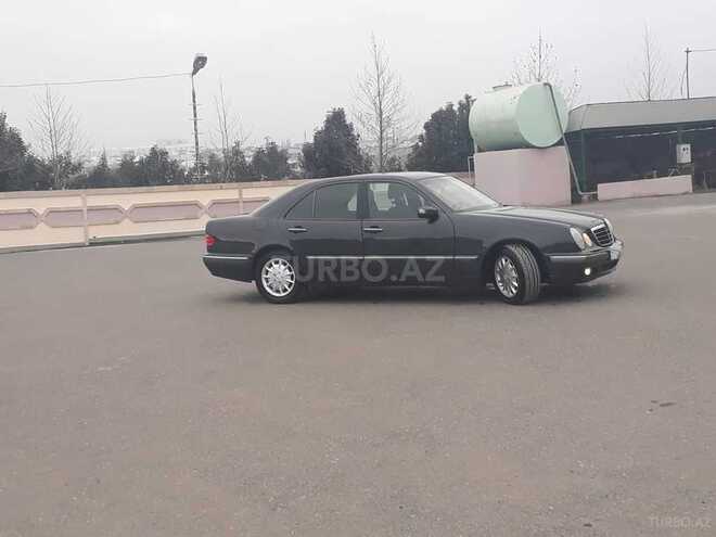 Mercedes E 240 2000, 200,000 km - 2.6 l - Gəncə