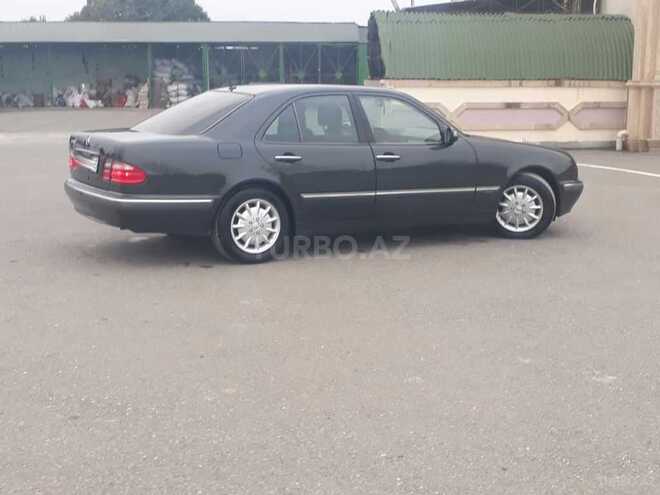 Mercedes E 240 2000, 200,000 km - 2.6 l - Gəncə