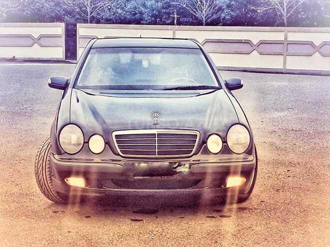 Mercedes E 240 2000, 200,000 km - 2.6 l - Gəncə