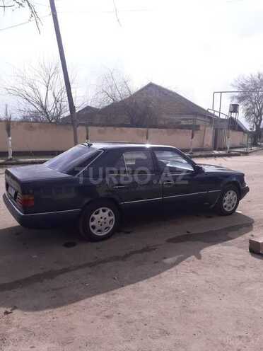 Mercedes E 200 1990, 342,258 km - 0.2 l - Bakı