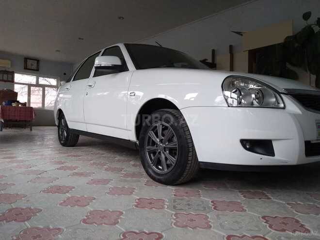 LADA (VAZ) Priora 2015, 95,000 km - 1.6 l - Şəki