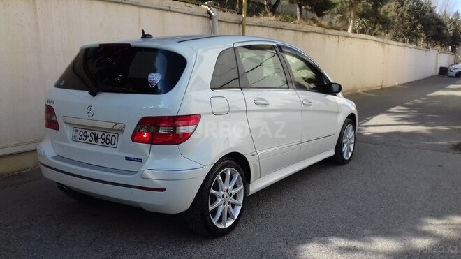 Mercedes B 170 2007, 98,000 km - 1.7 л - Bakı