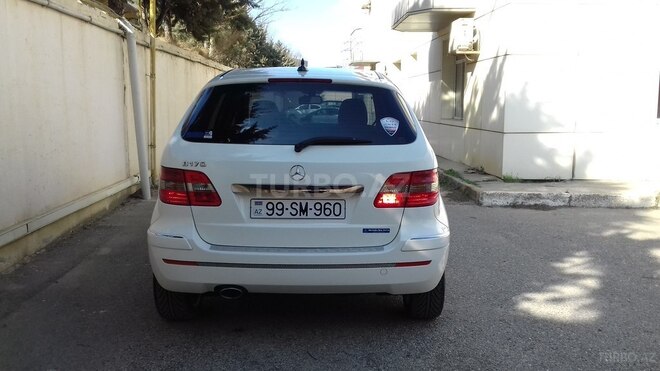Mercedes B 170 2007, 98,000 km - 1.7 л - Bakı