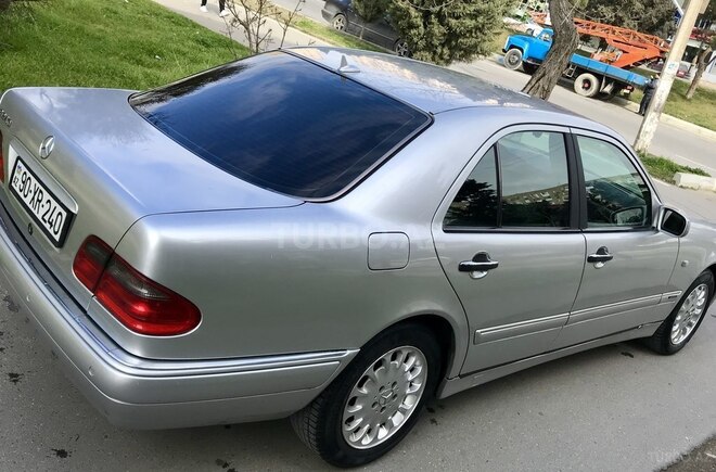 Mercedes E 240 1998, 238,500 km - 2.4 l - Bakı