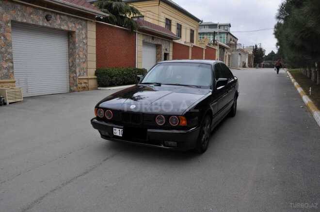 BMW 520 1990, 240,000 km - 2.0 l - Bakı