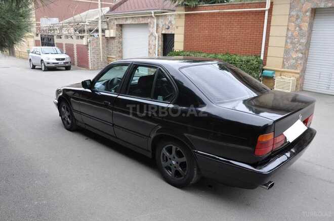BMW 520 1990, 240,000 km - 2.0 l - Bakı