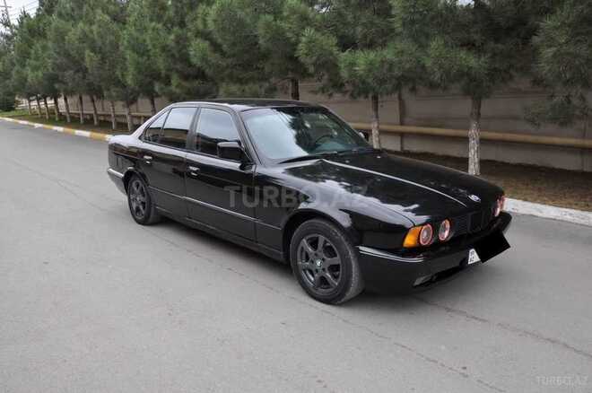 BMW 520 1990, 240,000 km - 2.0 l - Bakı