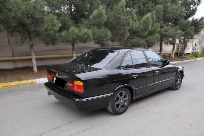 BMW 520 1990, 240,000 km - 2.0 l - Bakı