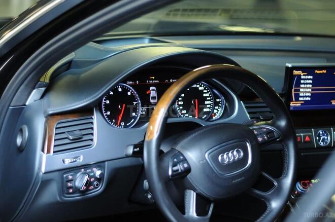 Audi A8 2014, 52,000 km - 4.0 l - Bakı