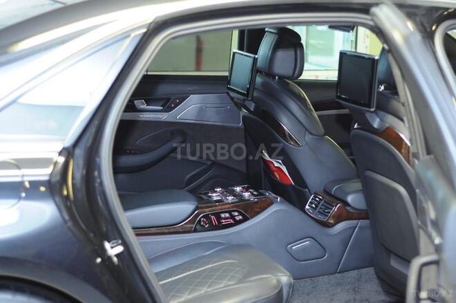 Audi A8 2014, 52,000 km - 4.0 l - Bakı