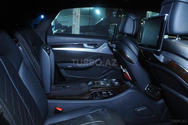 Audi A8 2014, 52,000 km - 4.0 l - Bakı